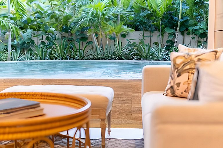 Caribbean Life Paradise, Beachfront Apartment