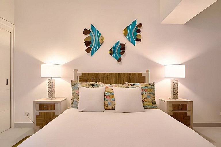 Caribbean Life Paradise, Beachfront Apartment