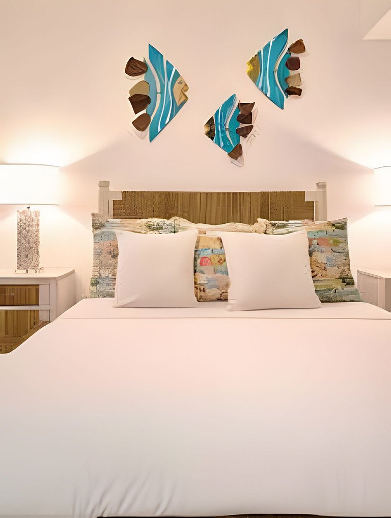 Caribbean Life Paradise, Beachfront Apartment
