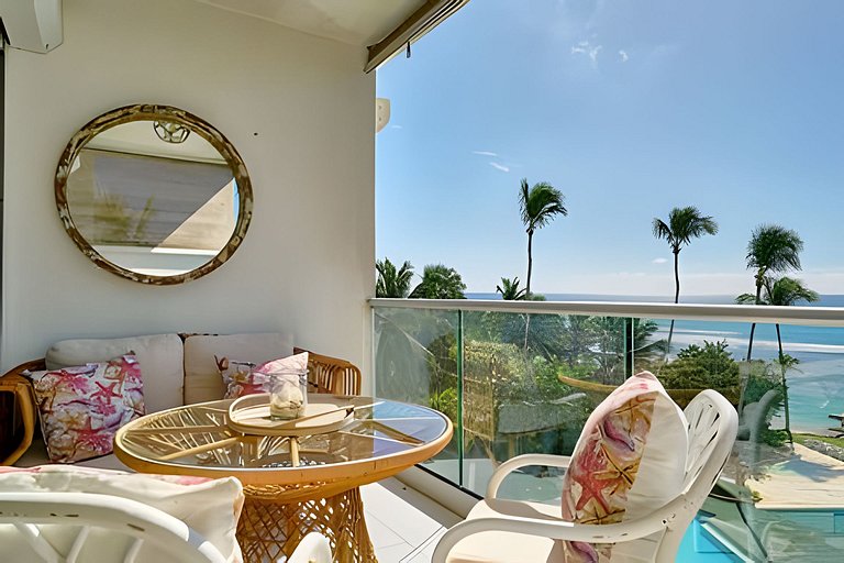 Caribbean Life Paradise, Beachfront Apartment
