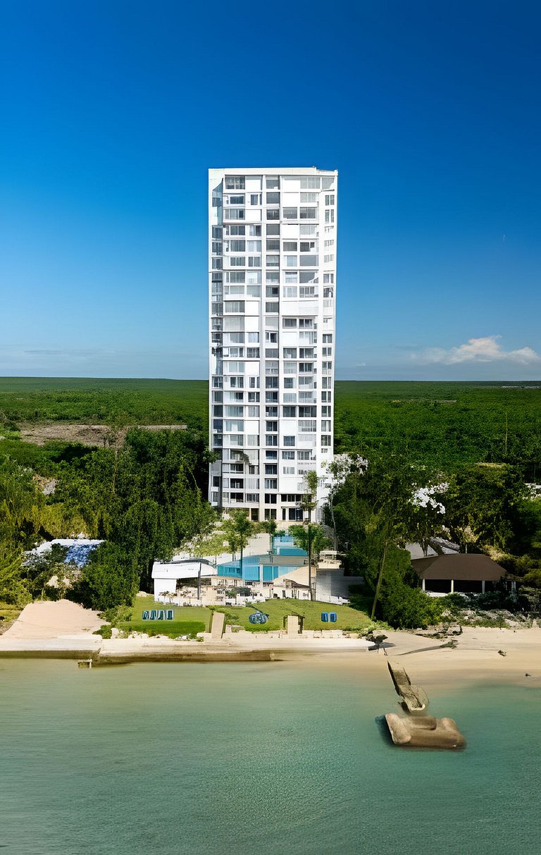 Caribbean Life Paradise, Beachfront Apartment
