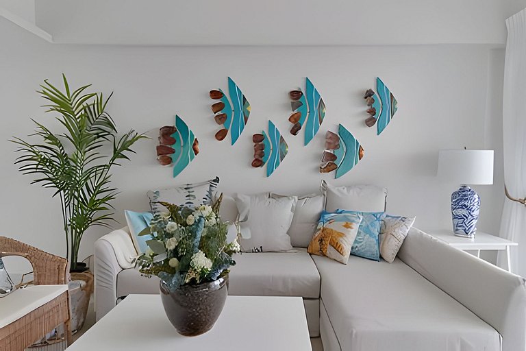 Caribbean Sunshine Breath Beachfront apt.