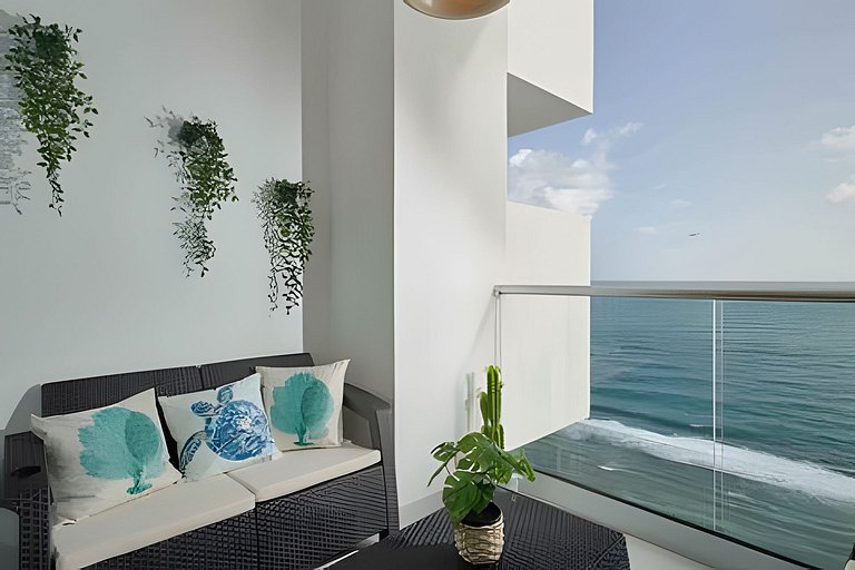 Caribbean Sea View Apt.on 19 level, a serene Stay