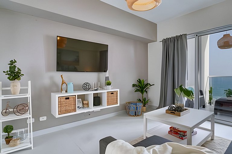 Caribbean Sea View Apt.on 19 level, a serene Stay