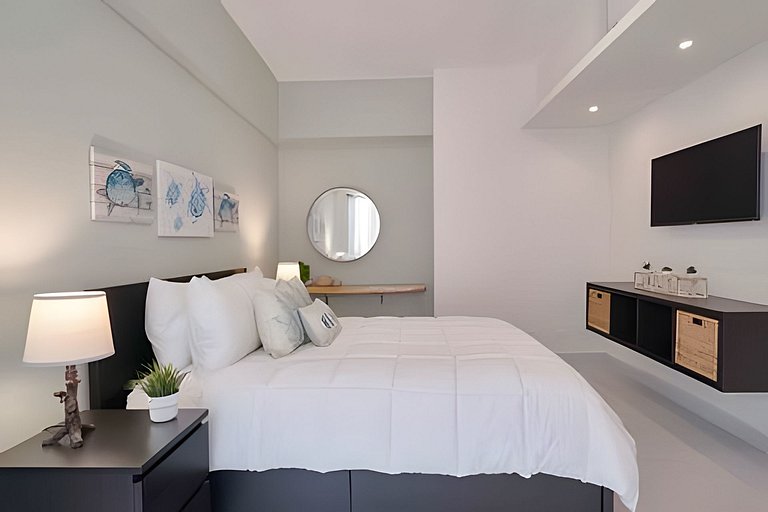 Caribbean Sea View Apt.on 19 level, a serene Stay