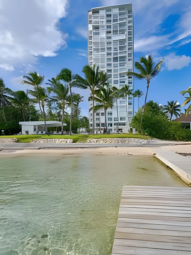 Caribbean Sea View Apt.on 19 level, a serene Stay