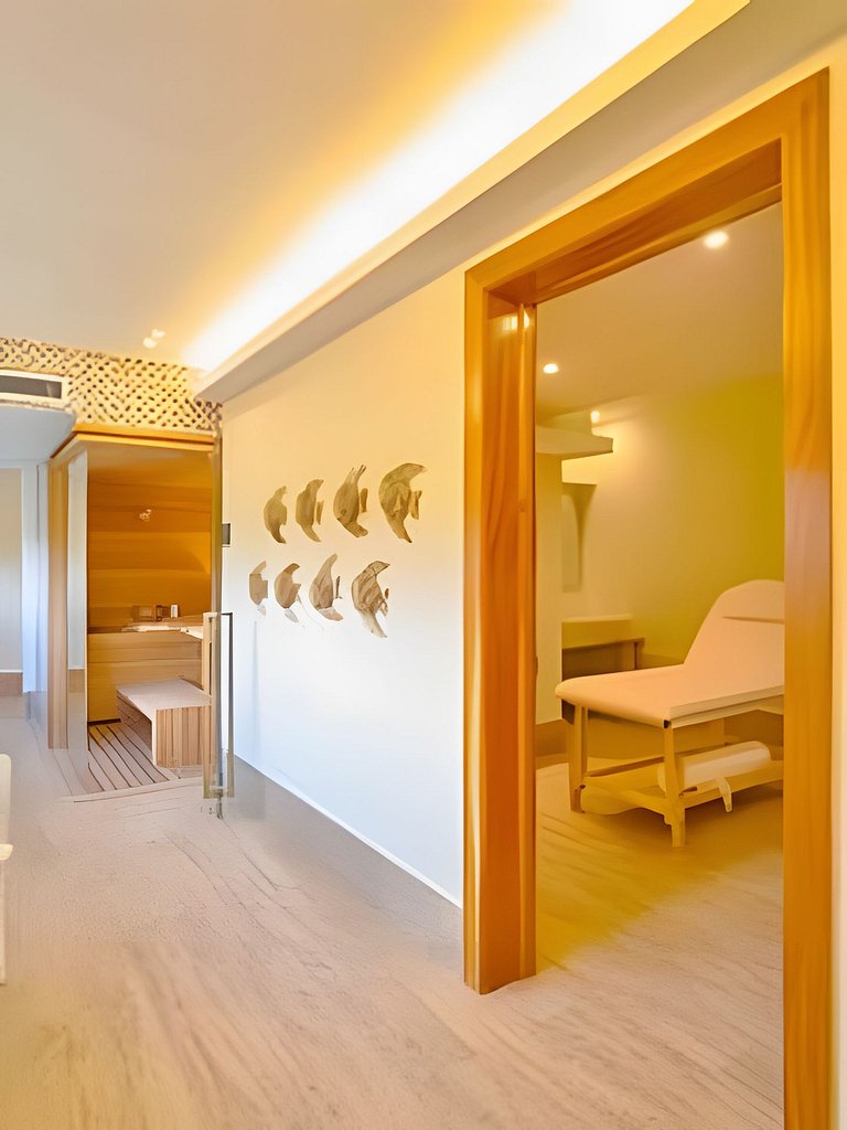Caribbean Sea View Apt.on 19 level, a serene Stay