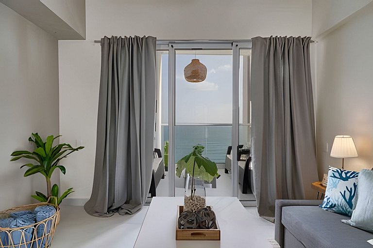Caribbean Sea View Apt.on 19 level, a serene Stay