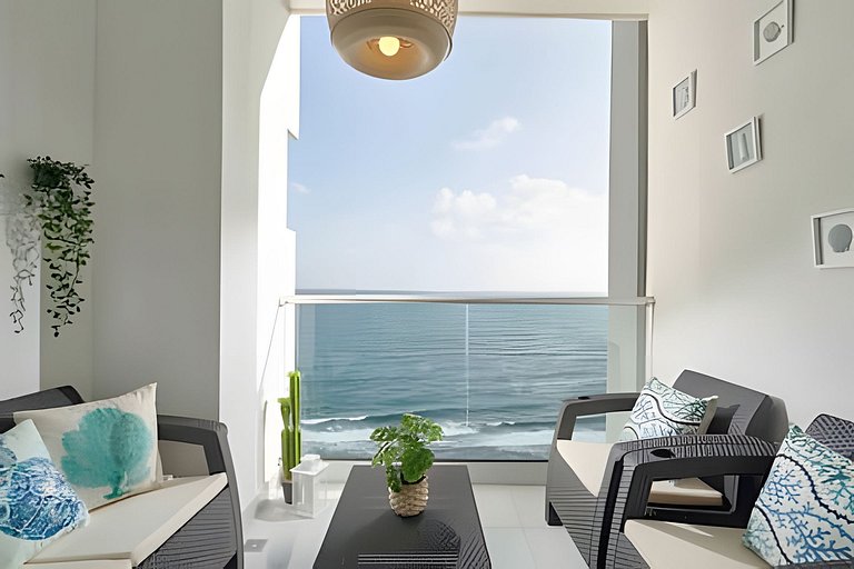 Caribbean Sea Waves View, Beachfront Apt.