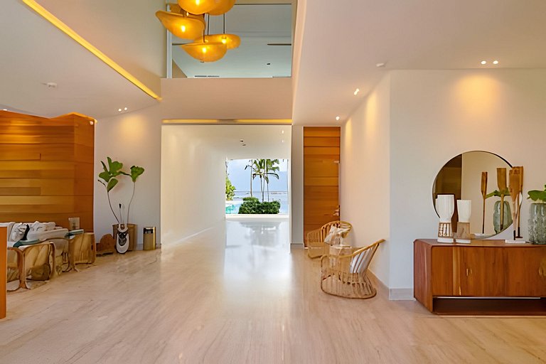 Caribbean Sea Waves View, Beachfront Apt.