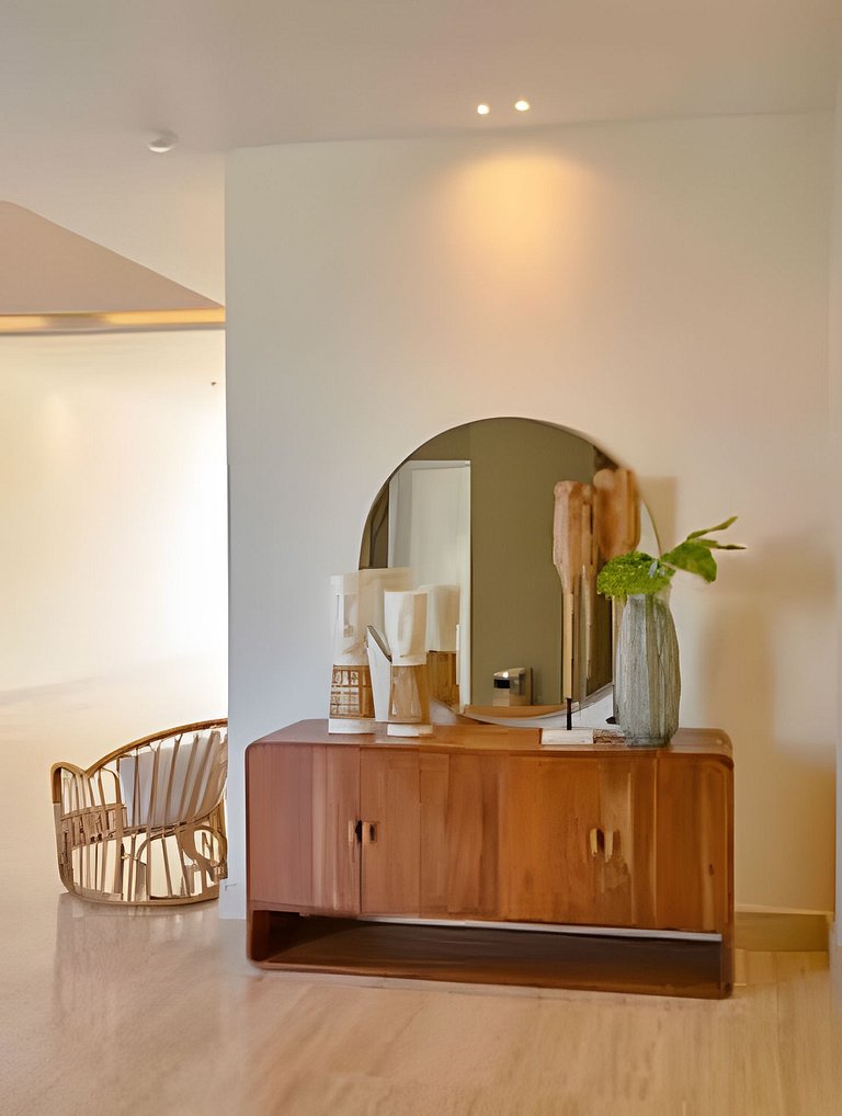 Caribbean Sea Waves View, Beachfront Apt.