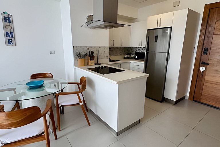 Caribbean Ocean Breeze Beach Condo!