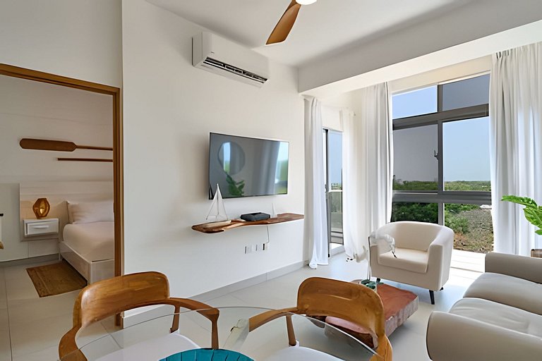 Come and Feel The Caribbean Breeze in 1-bdrm Apt.