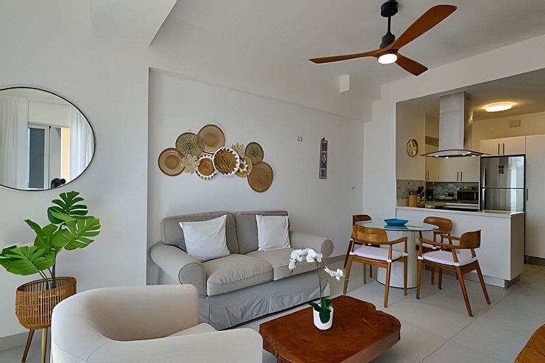 Come and Feel The Caribbean Breeze in 1-bdrm Apt.