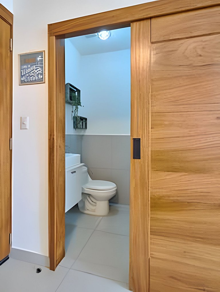 Come and Feel The Caribbean Breeze in 1-bdrm Apt.