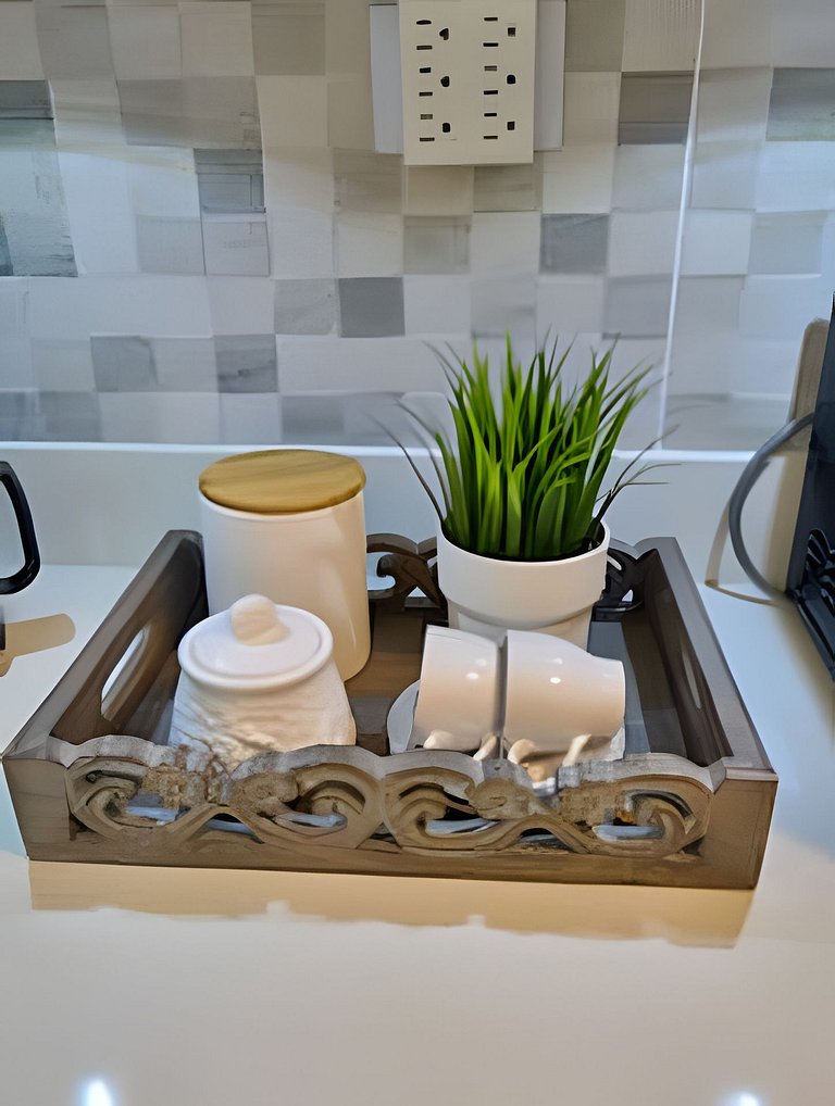 Come and Feel The Caribbean Breeze in 1-bdrm Apt.