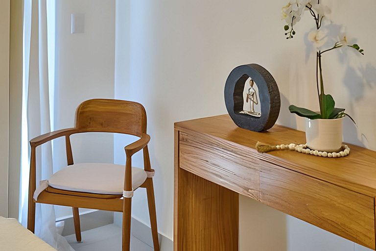 Come and Feel The Caribbean Breeze in 1-bdrm Apt.