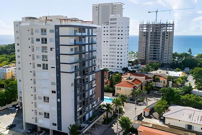 Come and Feel The Caribbean Breeze in 1-bdrm Apt.