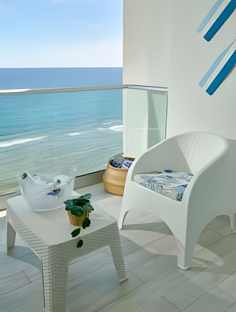 Caribbean Sea View Imperial Suite