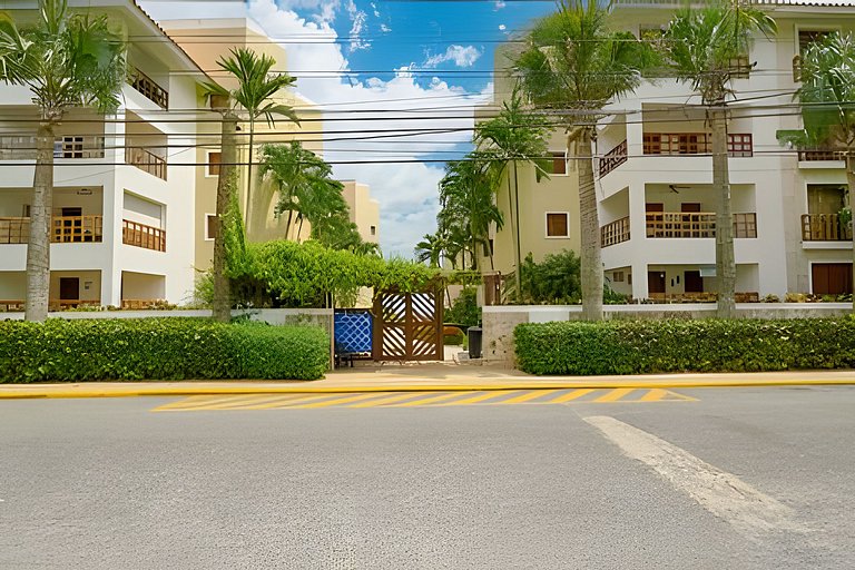 MCx2 · Caribbean Idyllic Vacation at Beachfront Apt.