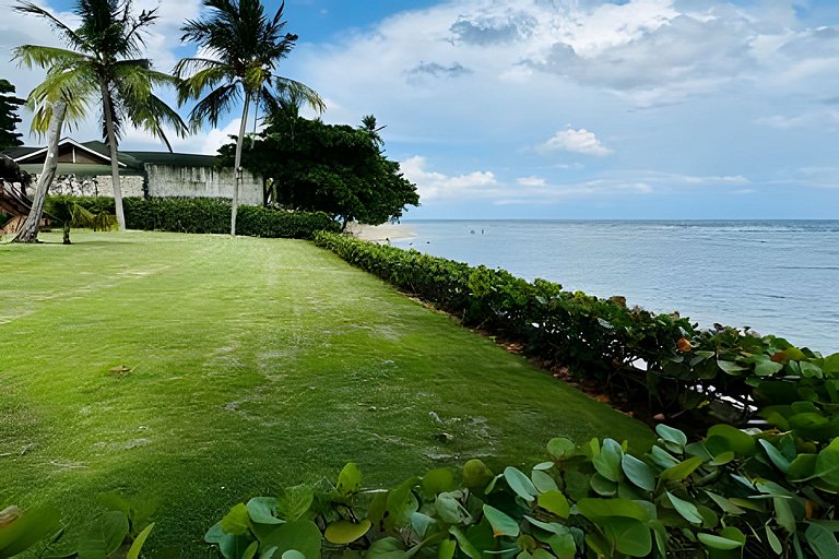 Caribbean Beachfront Living, Apartment
