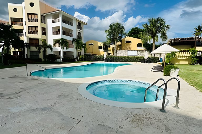 Caribbean Beachfront Living, Apartment