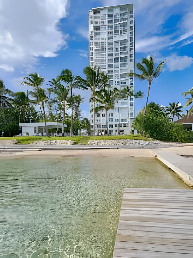 Caribbean Breeze beachfront apartment