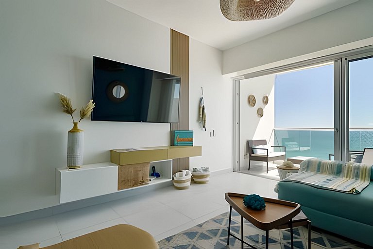 Caribbean Breeze beachfront apartment