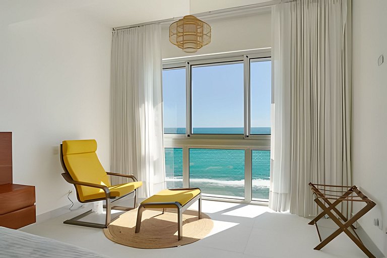 Caribbean Breeze beachfront apartment