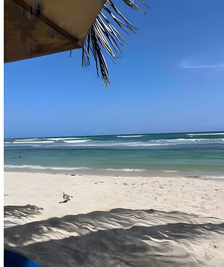 2BR Apt|Center Beachtown just steps from the beach