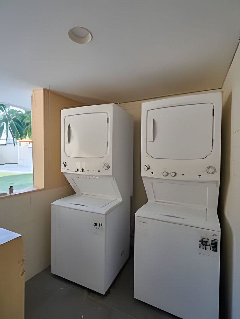 Caribbean Beachside Sunscape Apartment