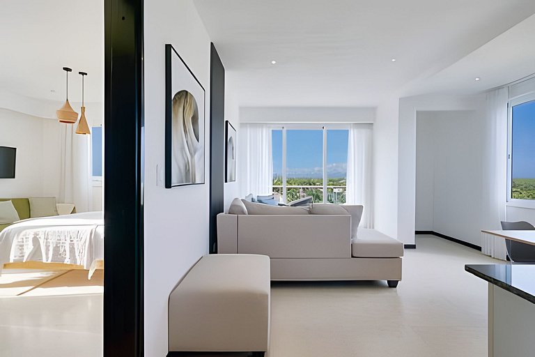 Caribbean Beachside Hidden Oasis Apartment.