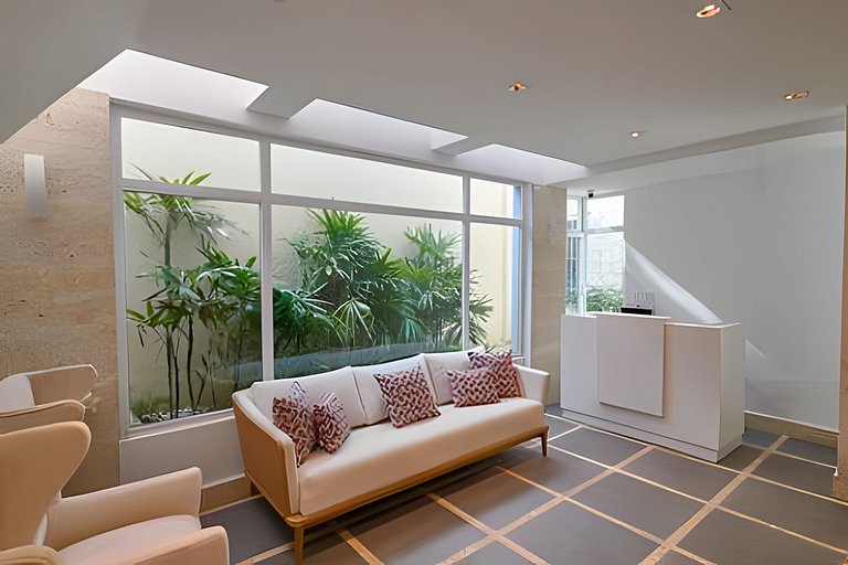 TV1-8B · Caribbean Beachside Dreamy Apartment