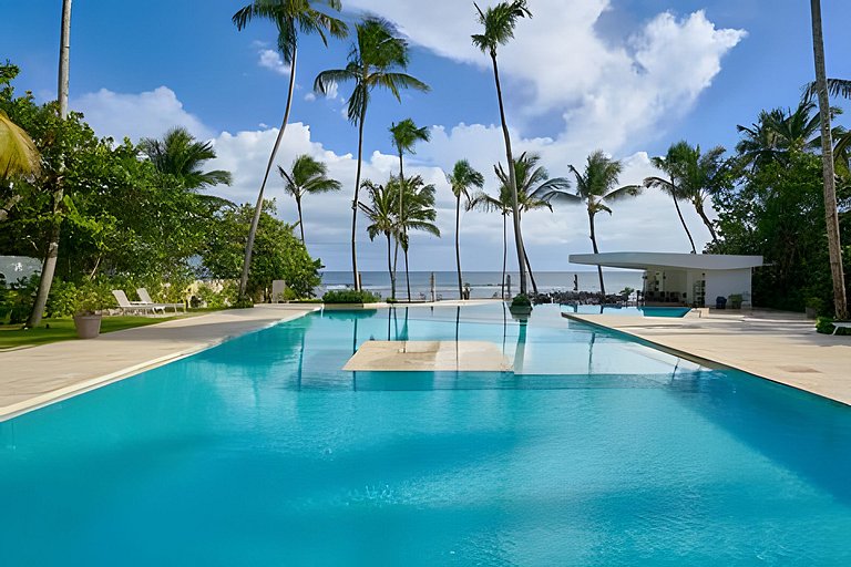 Caribbean Beachfront Suite