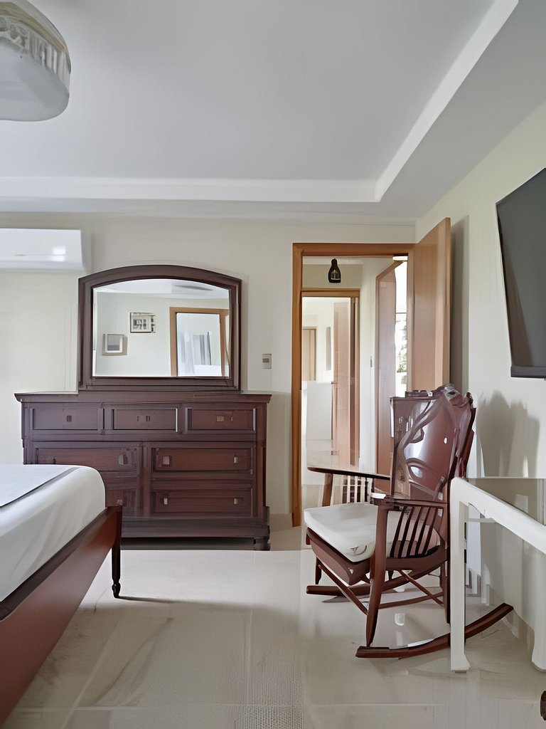 Caribbean Warmy Sand Apt. a Few steps