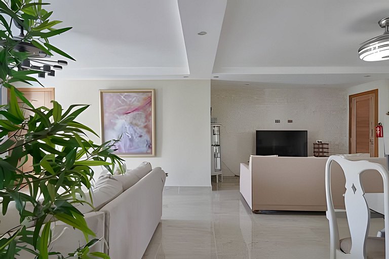 Caribbean Warmy Sand Apt. a Few steps