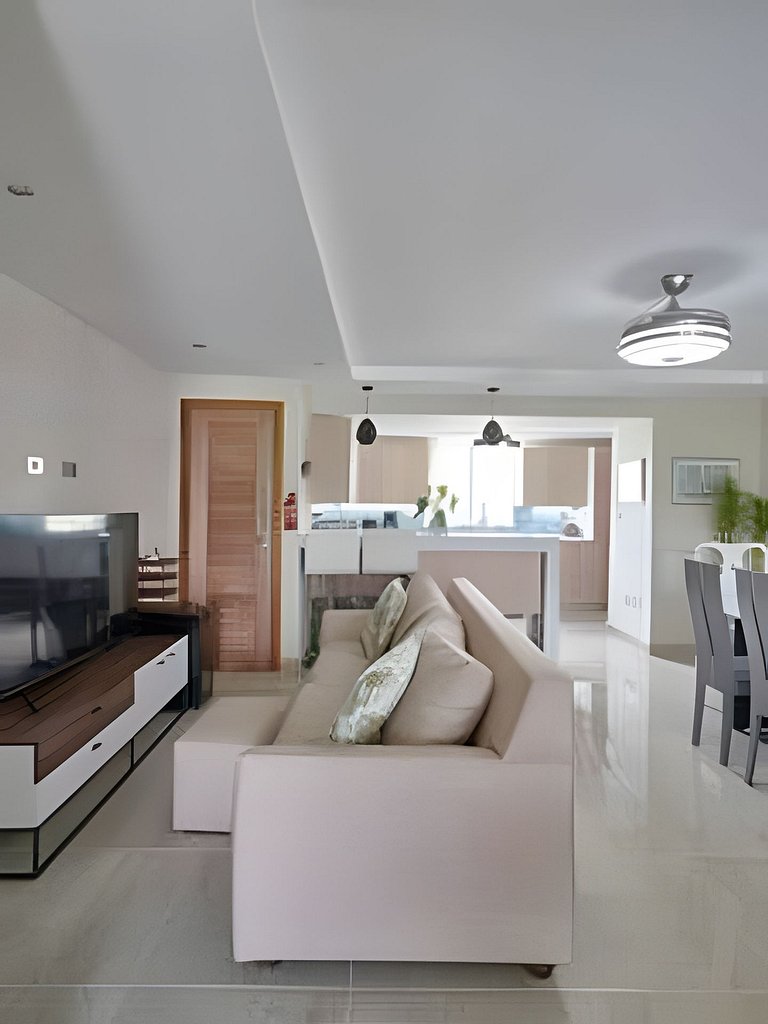 Caribbean Warmy Sand Apt. a Few steps