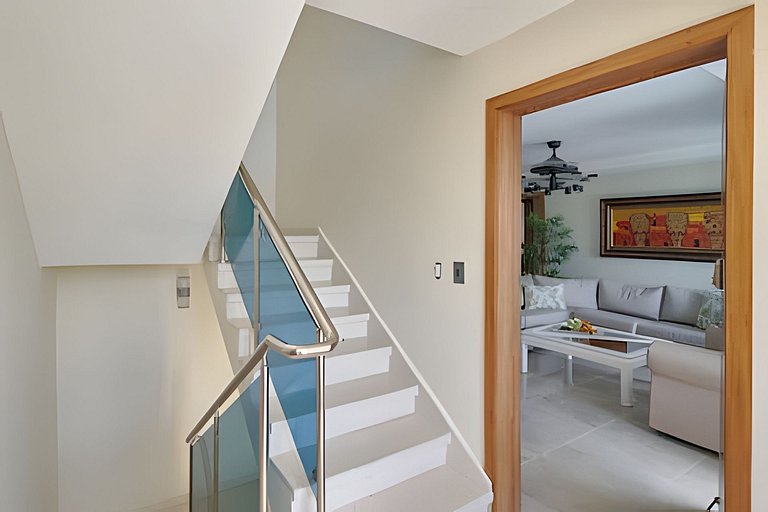 Caribbean Warmy Sand Apt. a Few steps