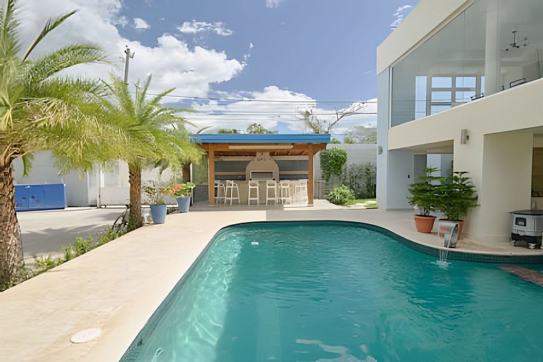 Caribbean Warmy Sand Apt. a Few steps