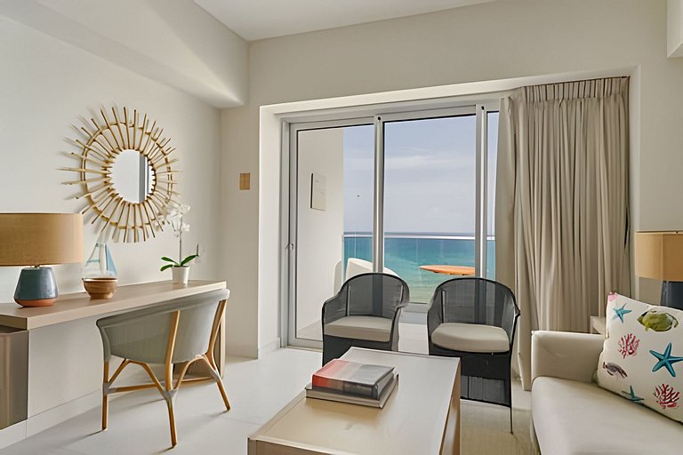 Caribbean Sea Panoramic View Suite on 17 Level