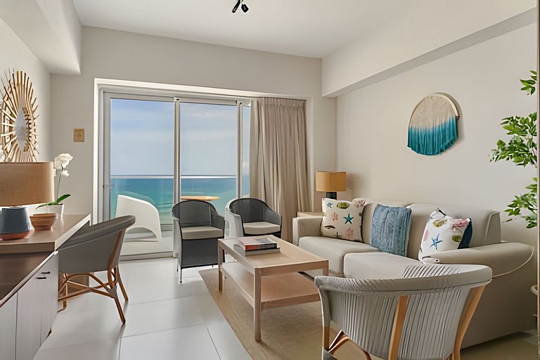 Caribbean Sea Panoramic View Suite on 17 Level