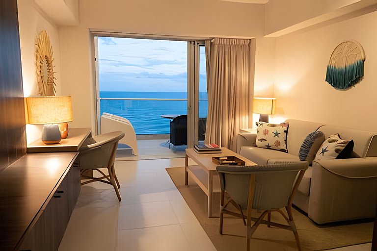 Caribbean Sea Panoramic View Suite on 17 Level