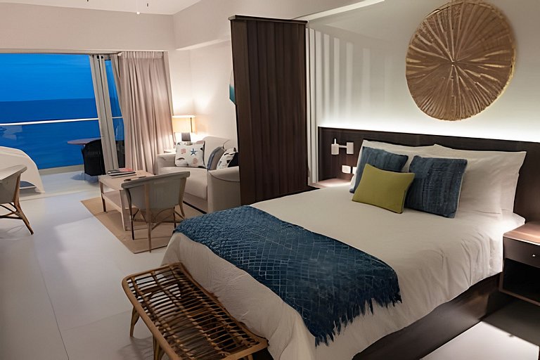 Caribbean Sea Panoramic View Suite on 17 Level