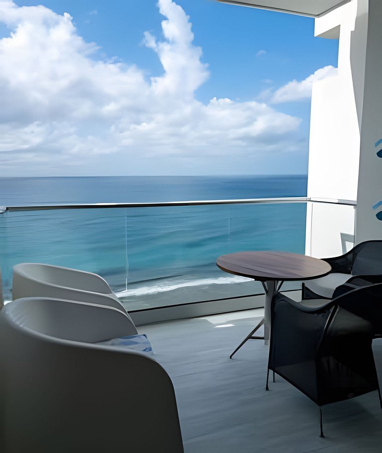 Caribbean Sea Panoramic View Suite on 17 Level