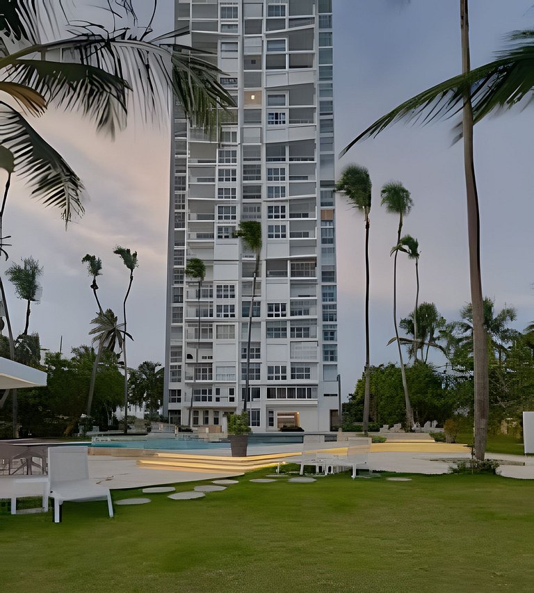 Caribbean Sea Panoramic View Suite on 17 Level