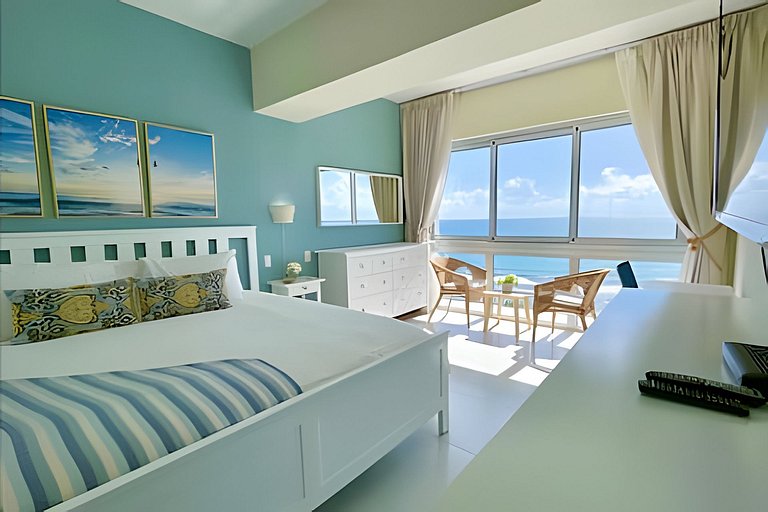 Caribbean Ocean View, Beachfront Apartment