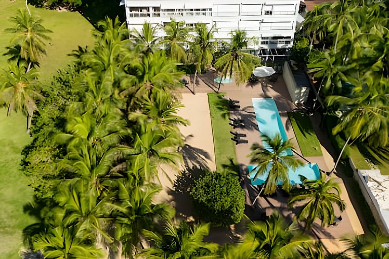Caribbean Heavenly Oasis, Beachfront Apartment.