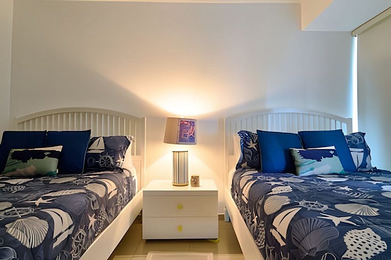 Caribbean Heavenly Oasis, Beachfront Apartment.