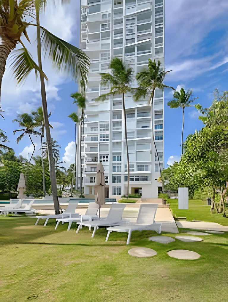 Caribbean Sunscape Beachfront Apartment