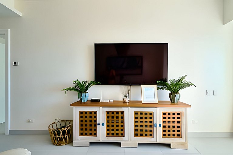 Caribbean Sunscape Beachfront Apartment